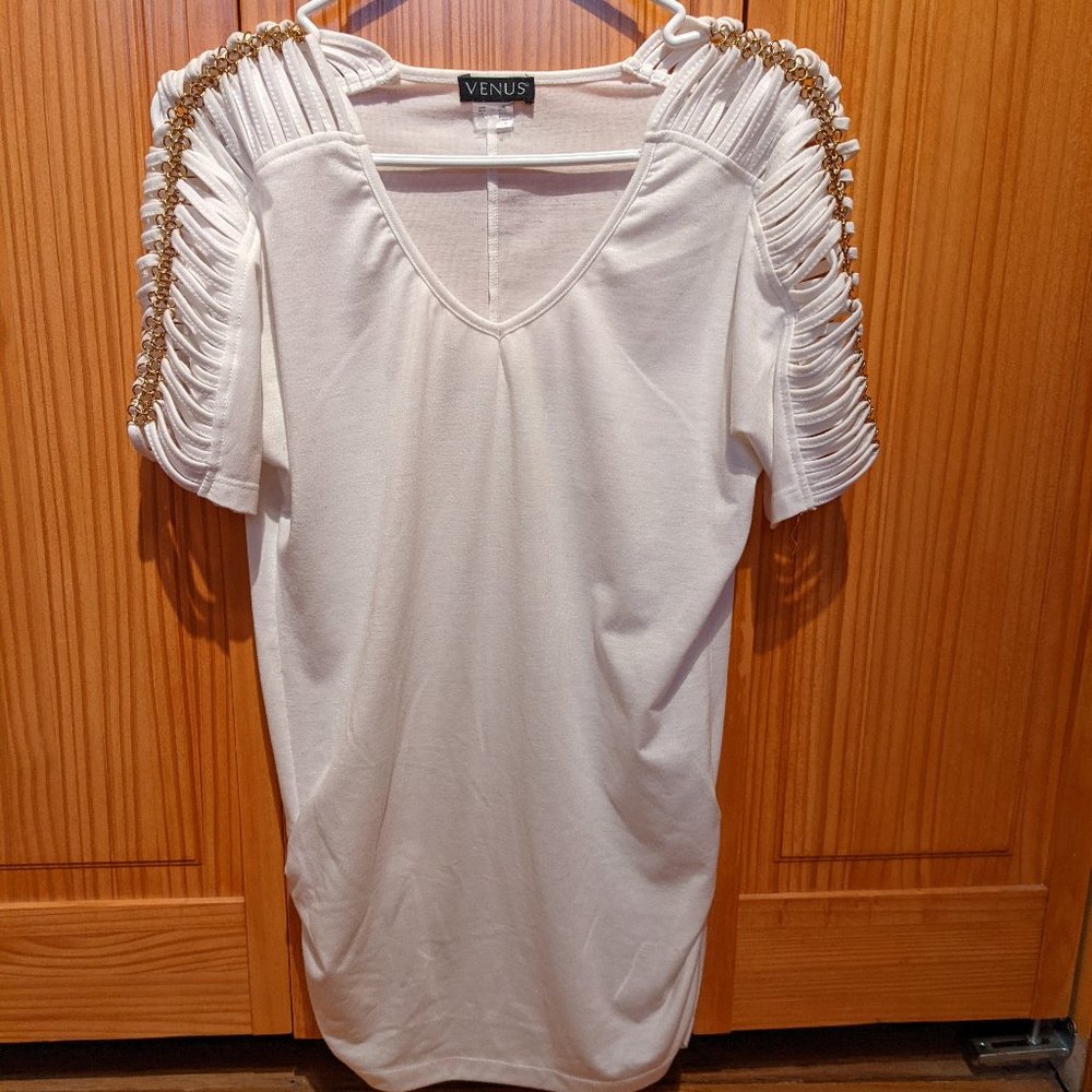 White cage sleeve short sleeve top